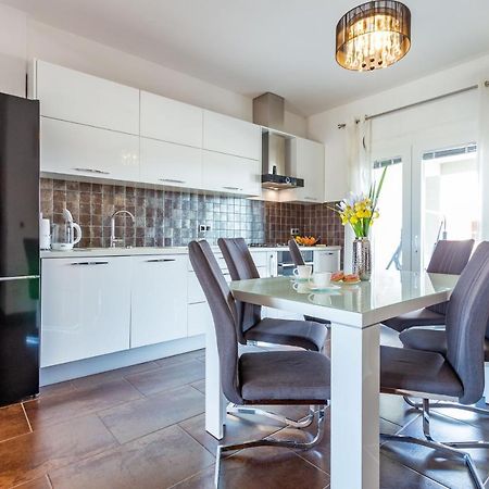 Rs Two Bedroom Apartment Sukošan Εξωτερικό φωτογραφία
